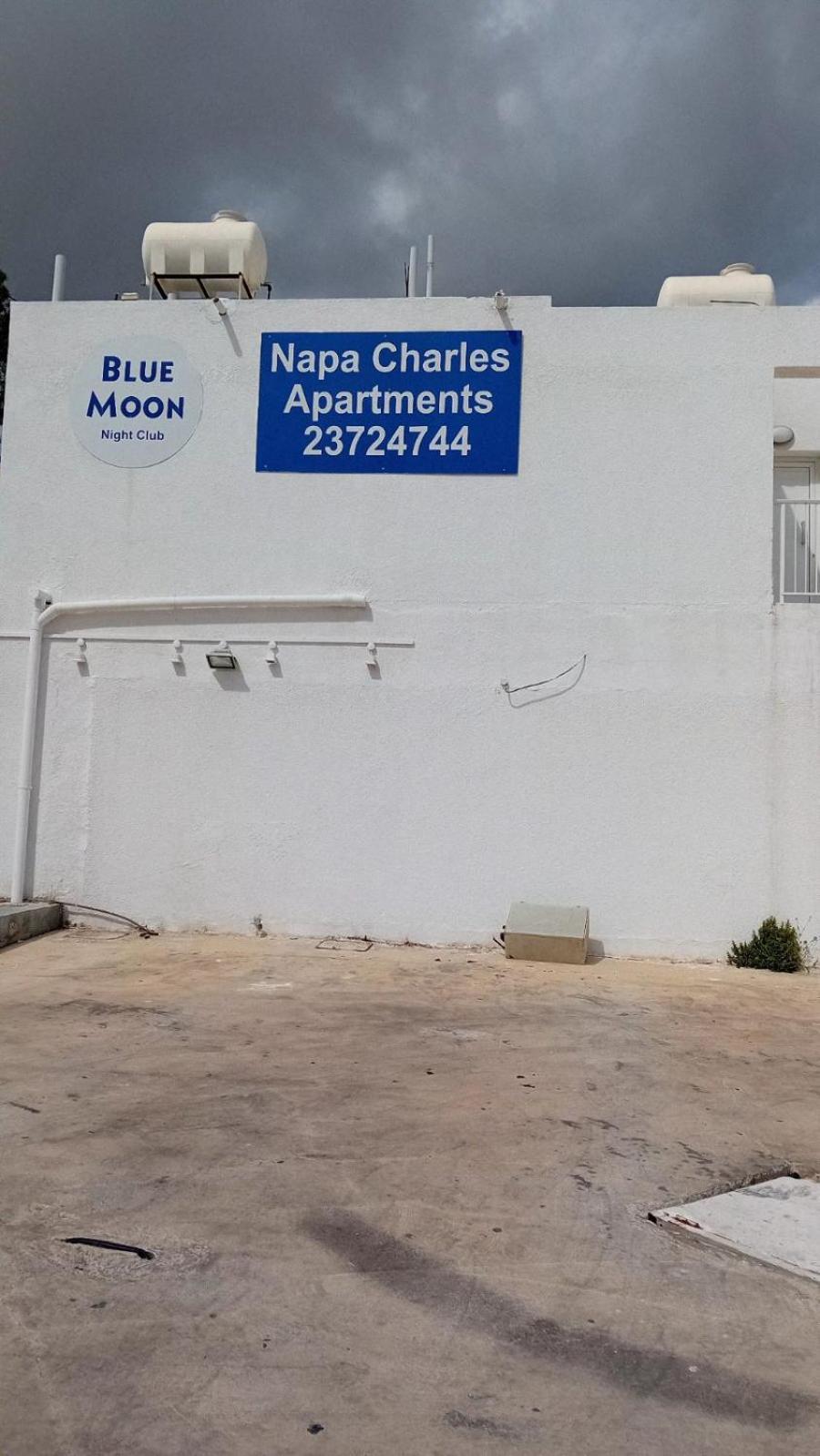 Апартаменты Napa Charles Apts