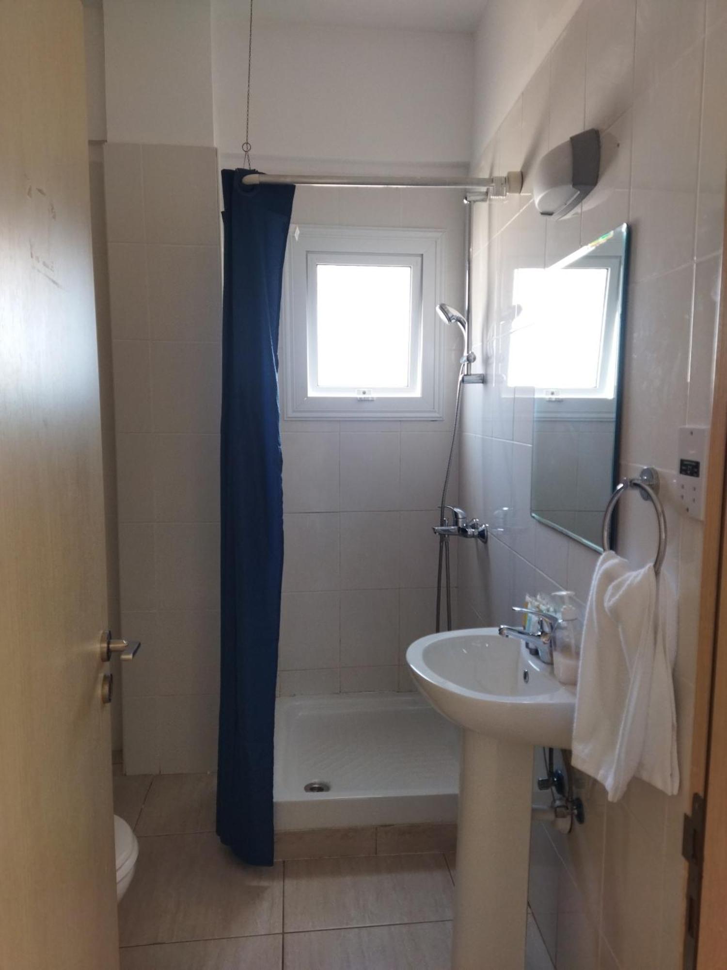 Napa Charles Apts Айя-Напа